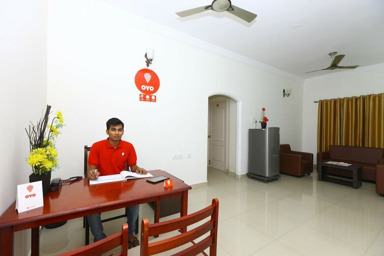 Oyo 10106 Hotel Nlbr