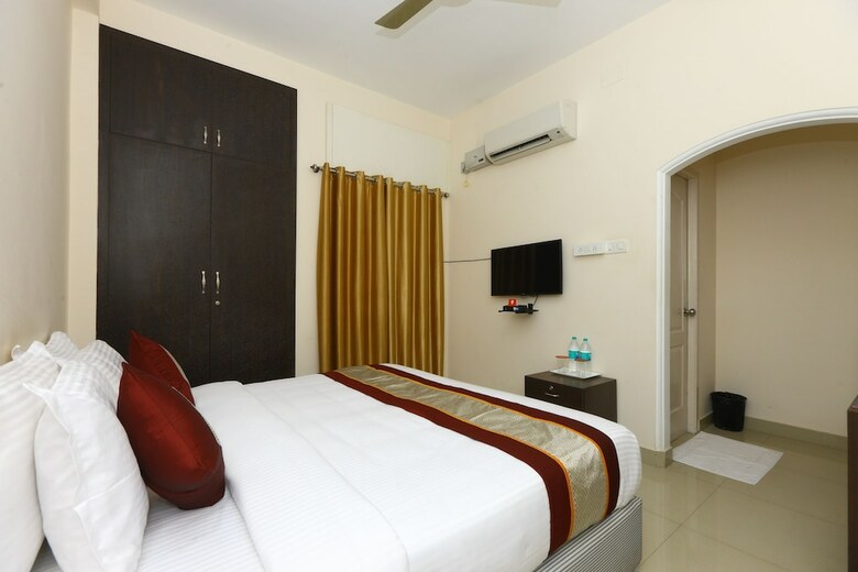 Oyo 10106 Hotel Nlbr