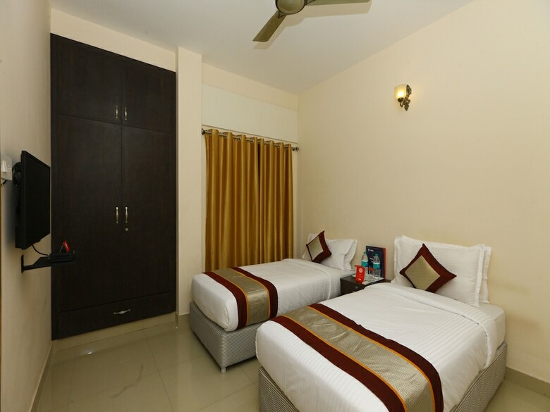 Oyo 10106 Hotel Nlbr
