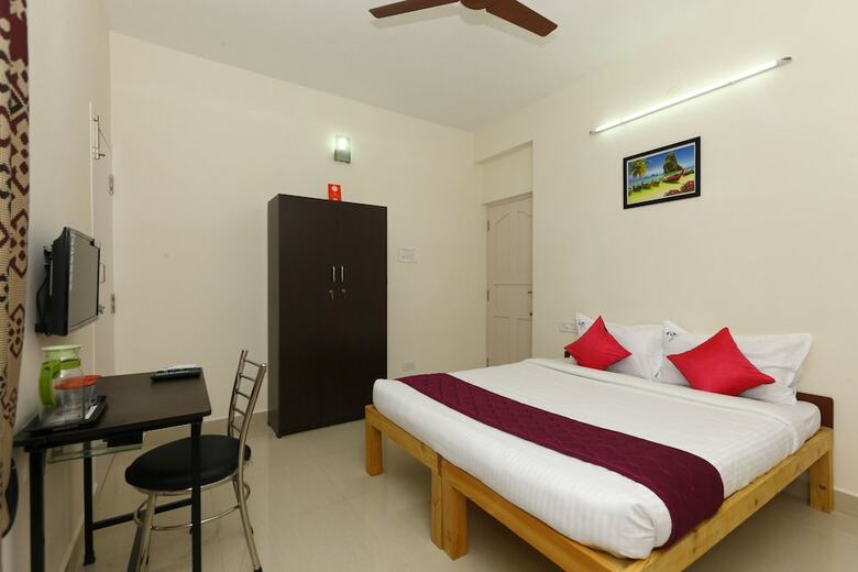 Hotel Oyo 9260 Olive Castles Inn