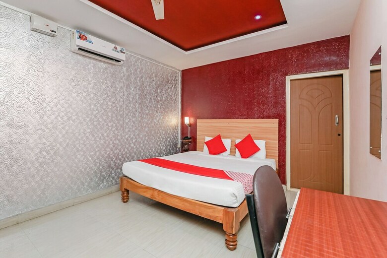 Hotel Oyo 9592 Maharaja Palace Resort