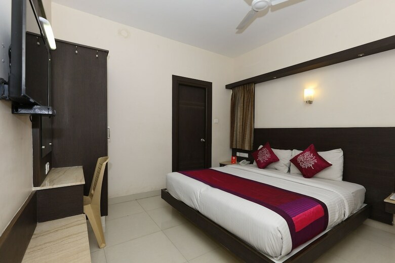 Hotel Oyo 4658 Akil Residency