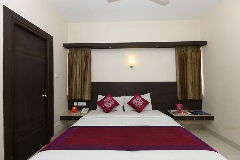 Hotel Oyo 4658 Akil Residency
