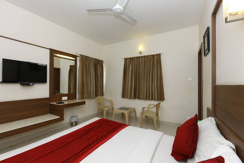 Hotel Oyo 4658 Akil Residency