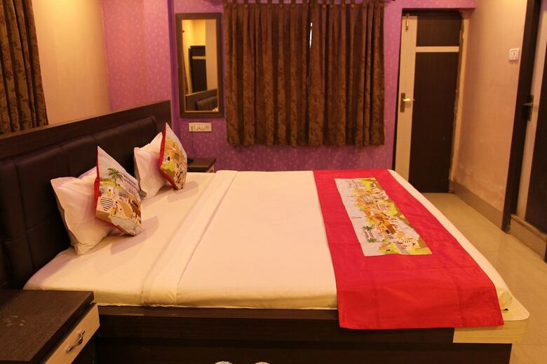 Oyo 8369 Hotel Sea Mars