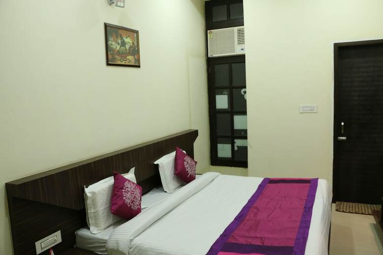 Oyo 3145 Hotel Sunder