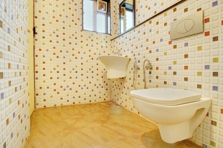 Hotel Oyo 7850 Royal Elite