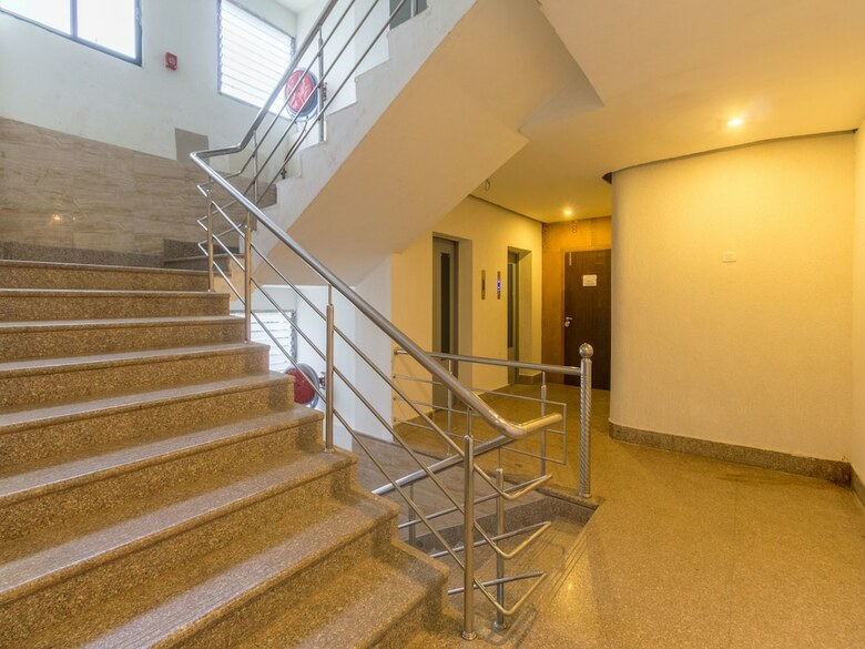 Oyo 5332 Hotel Parnil Palace 1
