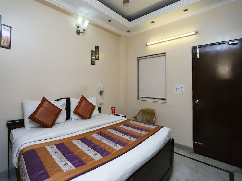 Oyo 9298 Hotel Sands Inn