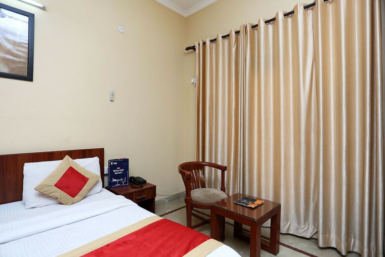 Hotel Oyo 4814 Nstay 46