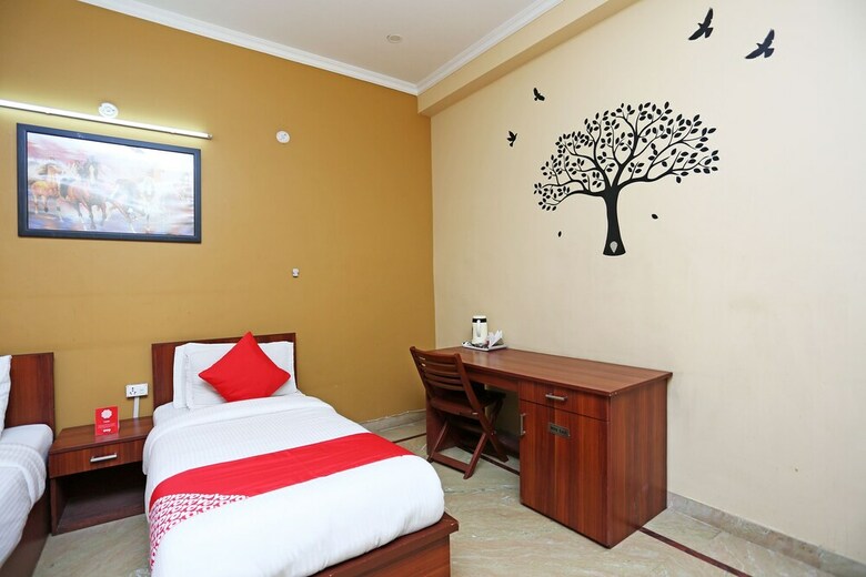 Hotel Oyo 4814 Nstay 46