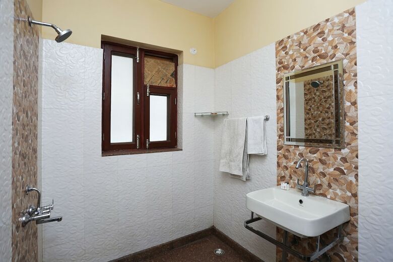 Hotel Oyo 4814 Nstay 46