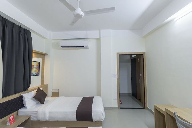 Hotel Oyo 5545 Spectrum Residency