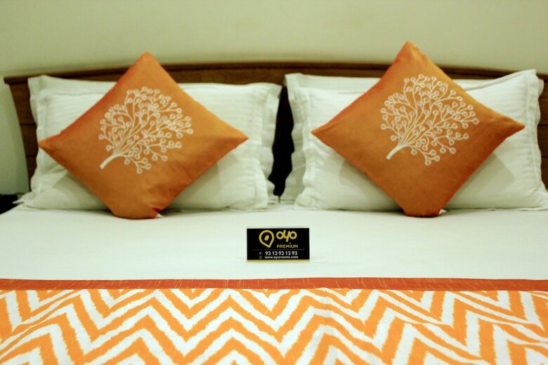 Oyo 9899 Hotel Palm Tree