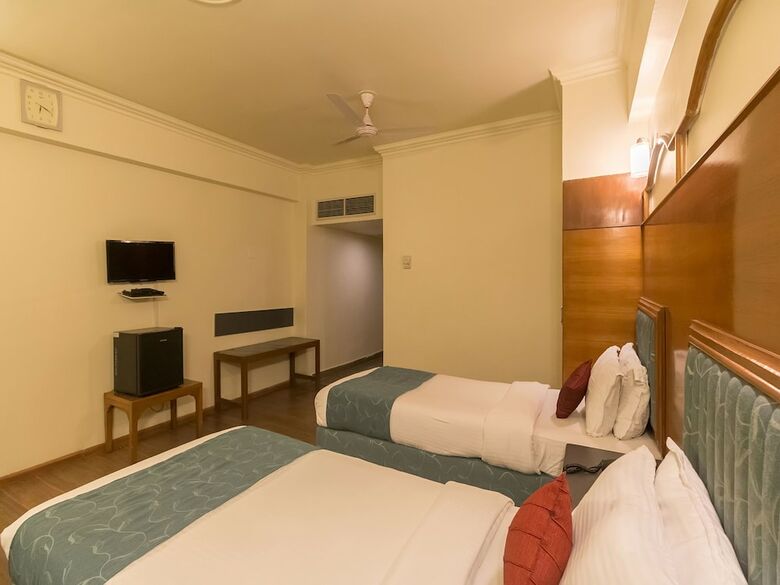 Oyo 8450 Hotel Grand Starline