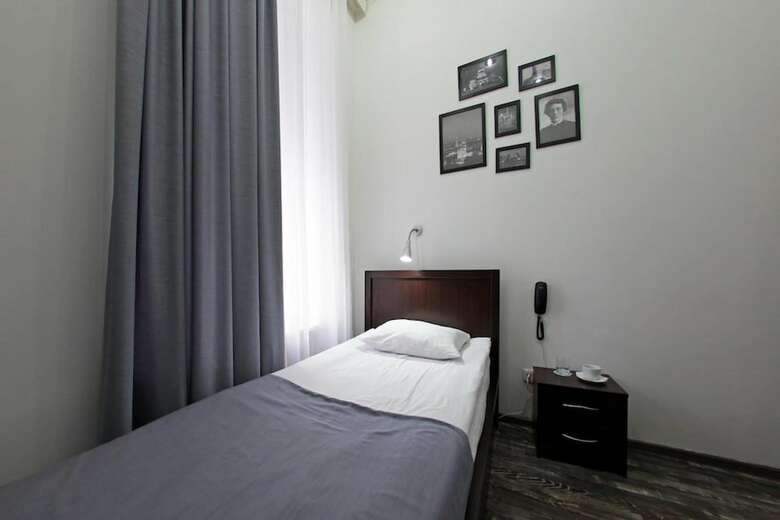 White&black Home Hotel