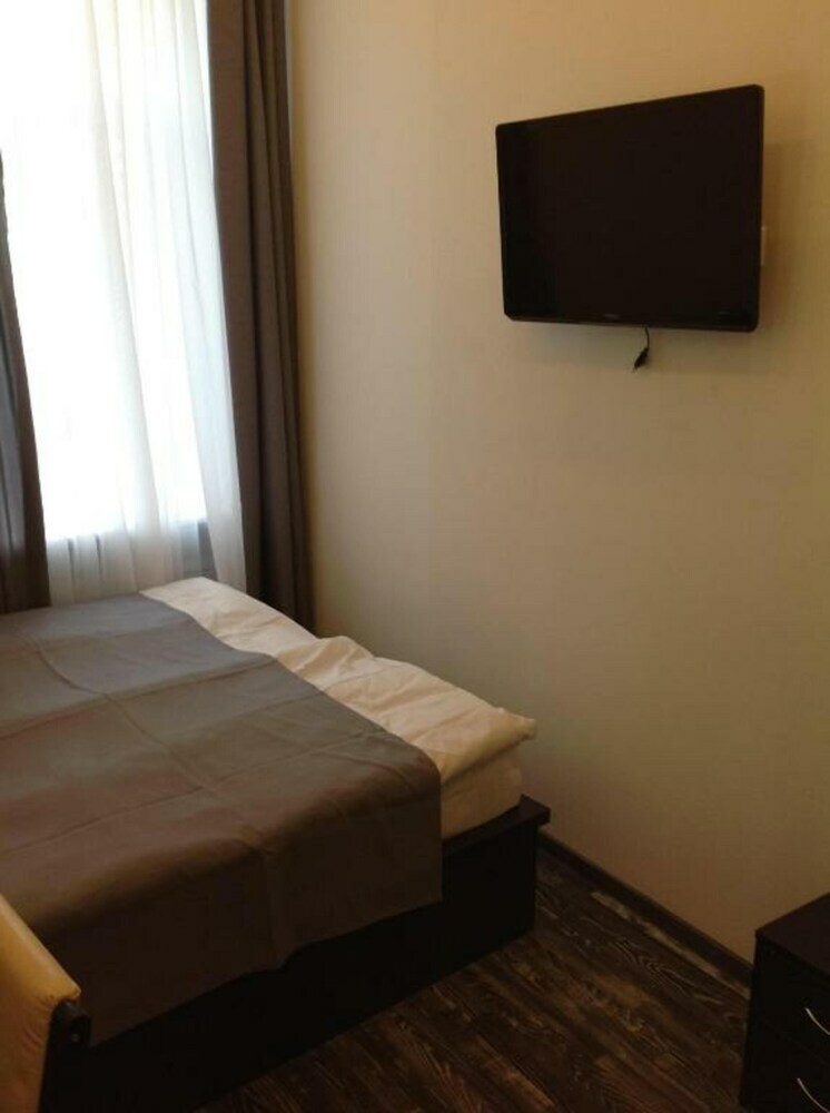 White&black Home Hotel