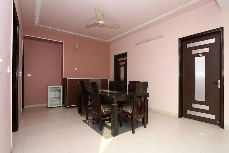 Hotel Oyo 9422 Prime