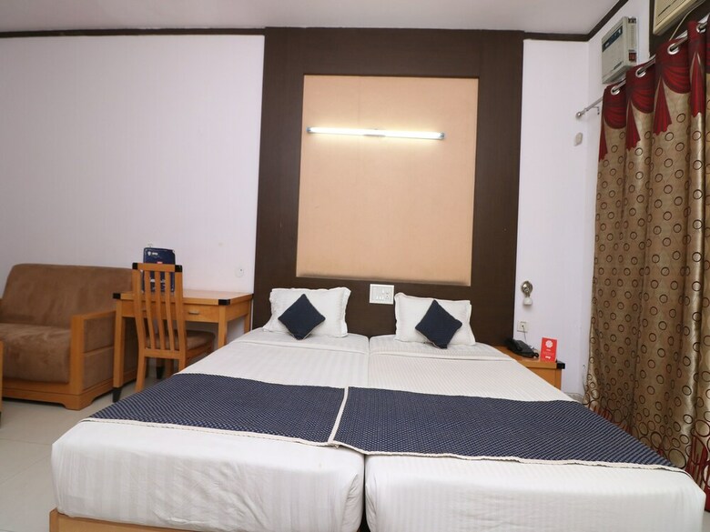 Hotel Oyo 10250 Elevate Residency