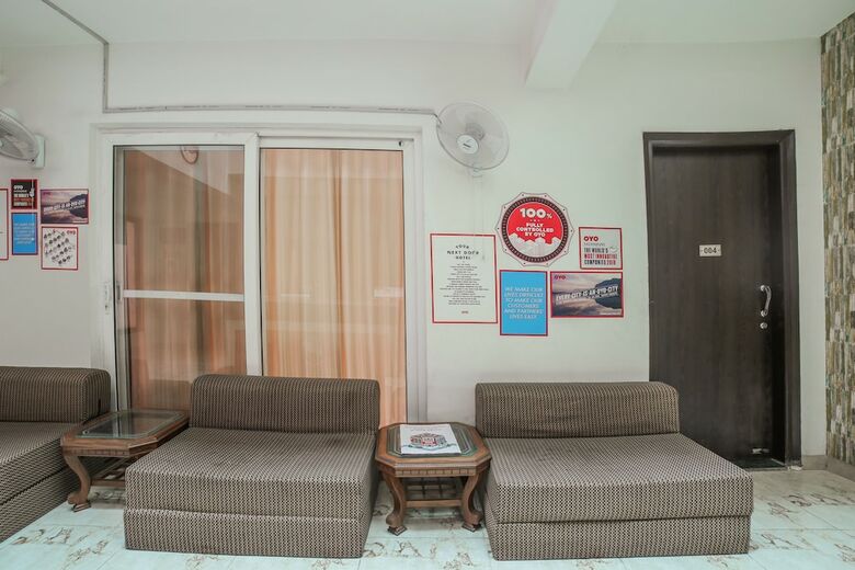Oyo 9934 Hotel Nirmal Niwas