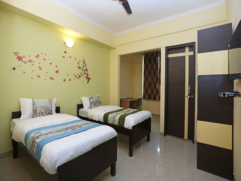 Hotel Oyo 9461 Sector 56