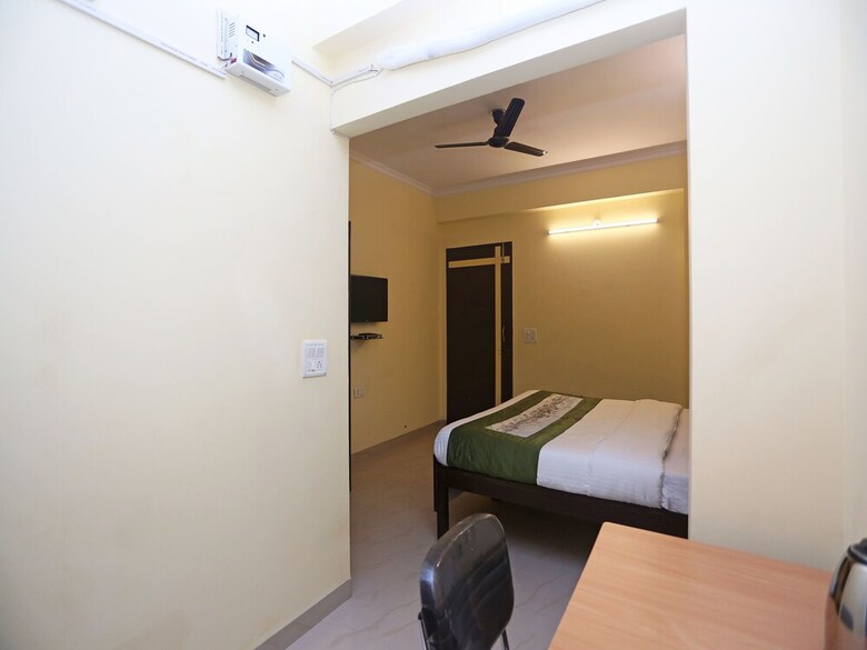 Hotel Oyo 9461 Sector 56