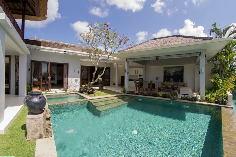 Villa Seratus