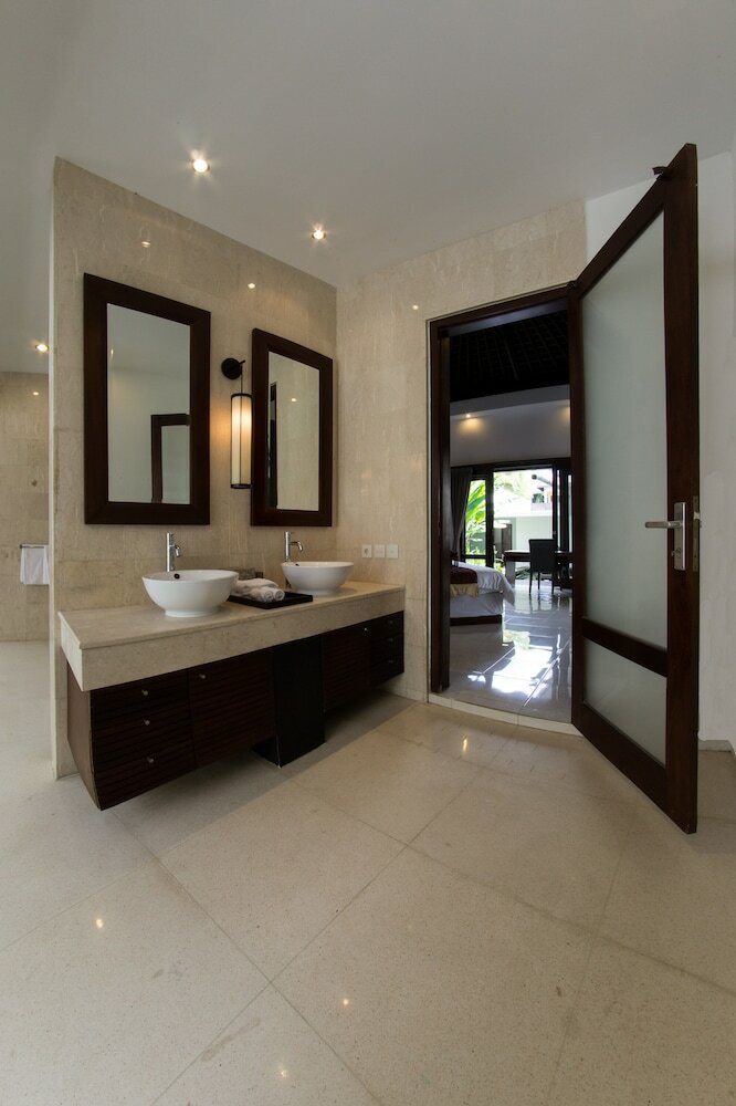 Villa Seratus
