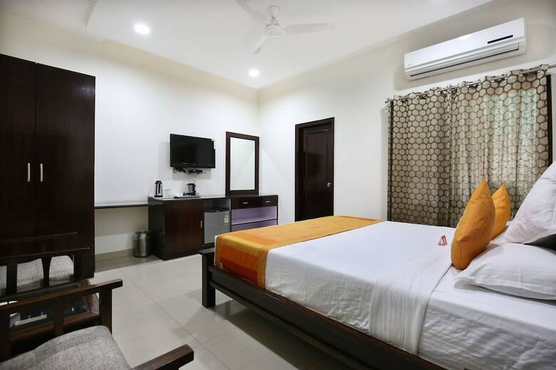 Oyo 3791 Hotel Umed Grand