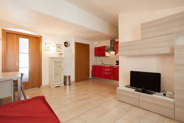 Apartments Frere