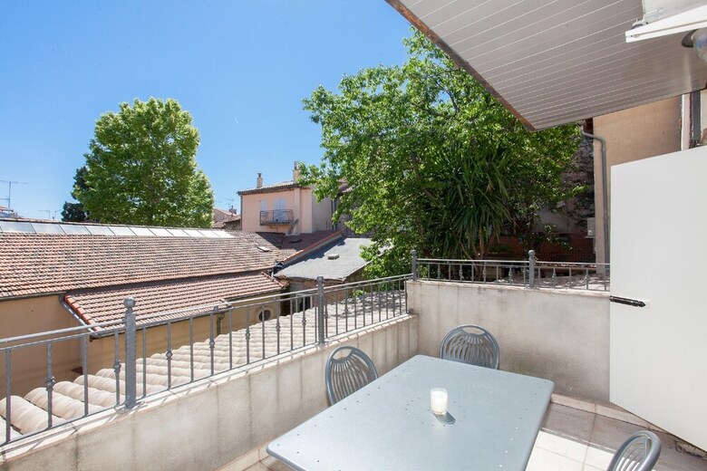Apartments Frere