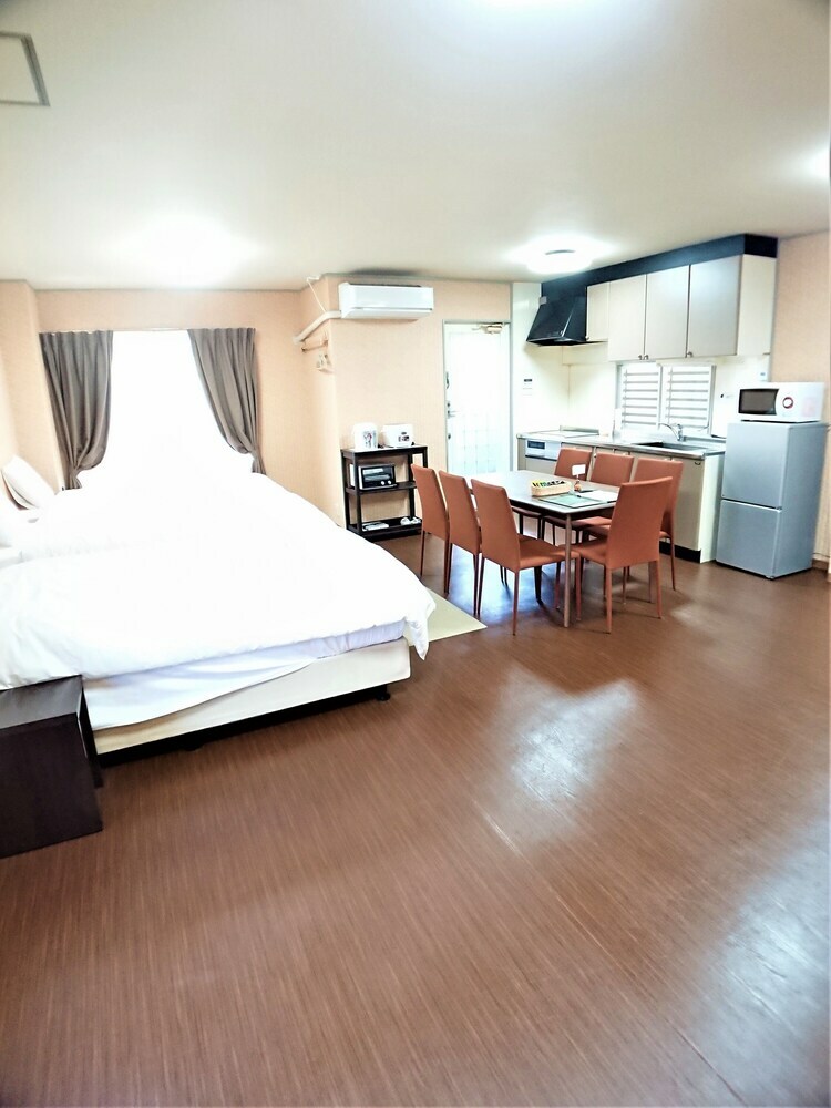 Apartamentos Port House