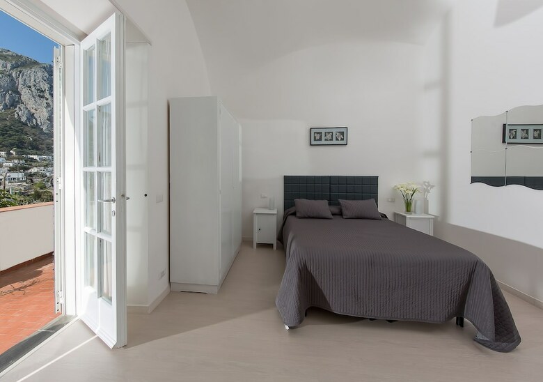 Capri Town Apartaments