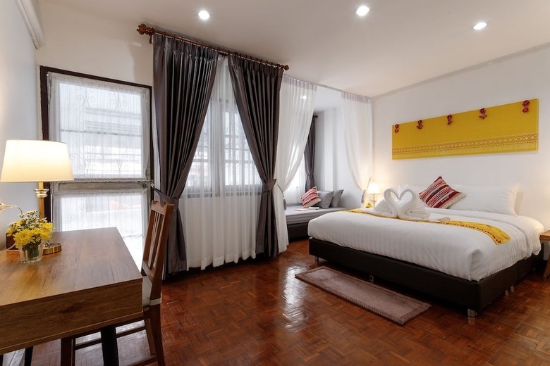 Singharaj House
