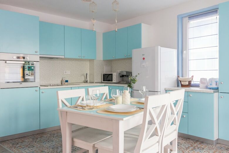 Domus Apartments