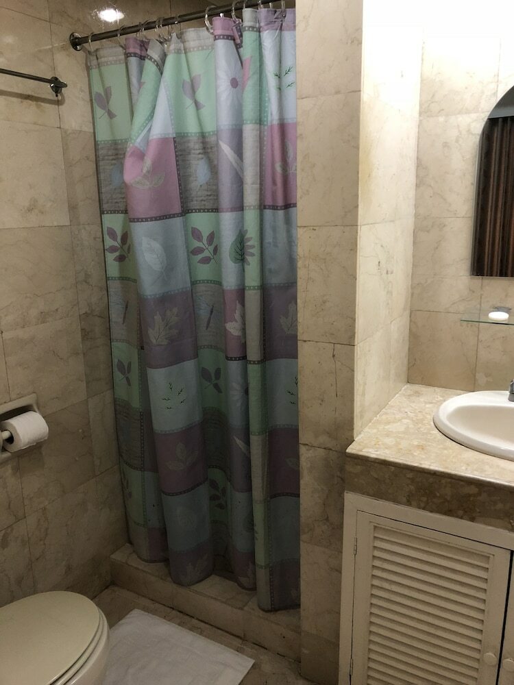 Apartamentos Sunette Tower Hotel Manila