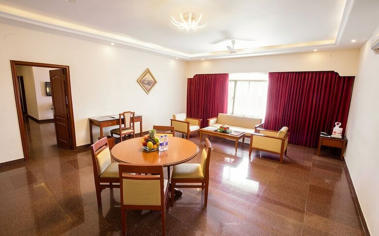 Hotel Jenney Residency