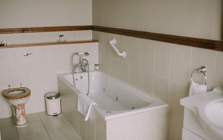 The Royal Valentia Hotel
