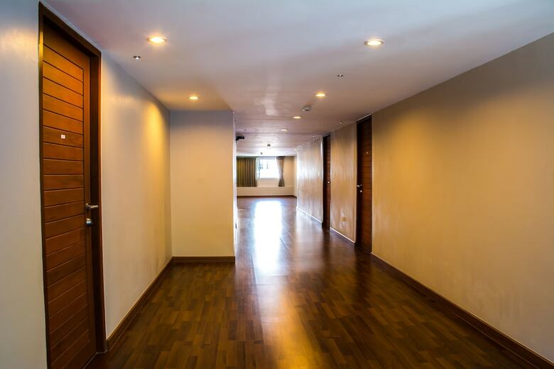 Apartamentos Baanduangkamol