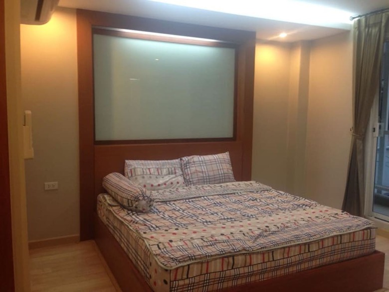 Apartamentos Baanduangkamol