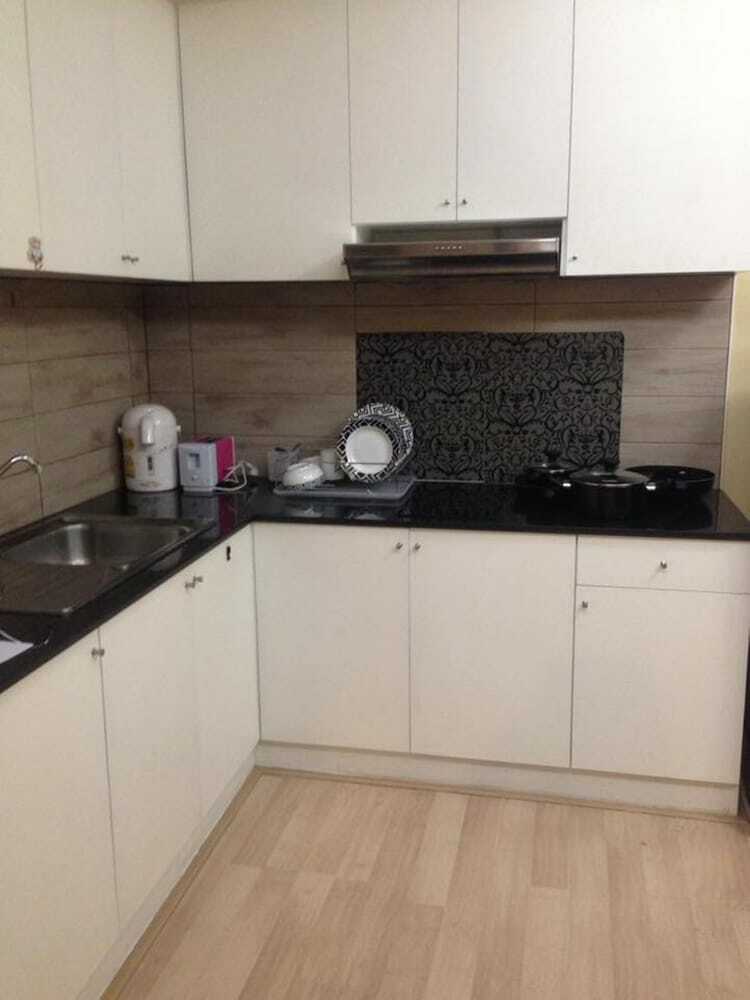 Apartamentos Baanduangkamol