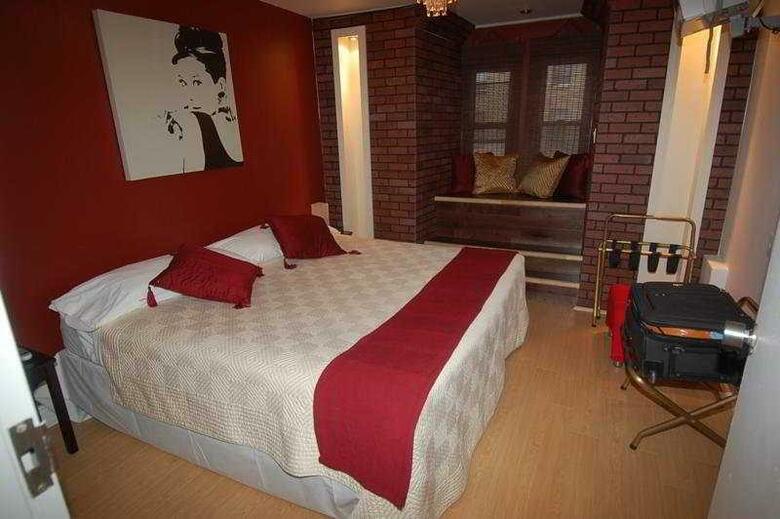 The Celebrities Hotel