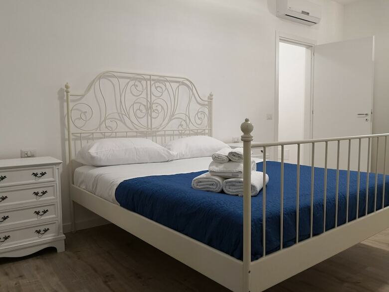 Apartamento Piazza Lauro Suites