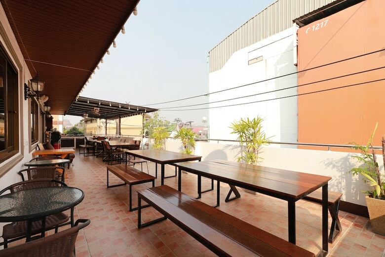Hostal Oyo 531 Le Light House & Hostel