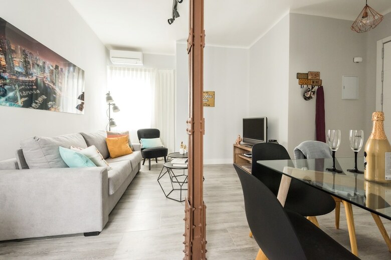 Apartamentos Palacio de Los Deportes City Center