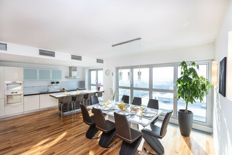 City Plaza Apartments By Irundo
