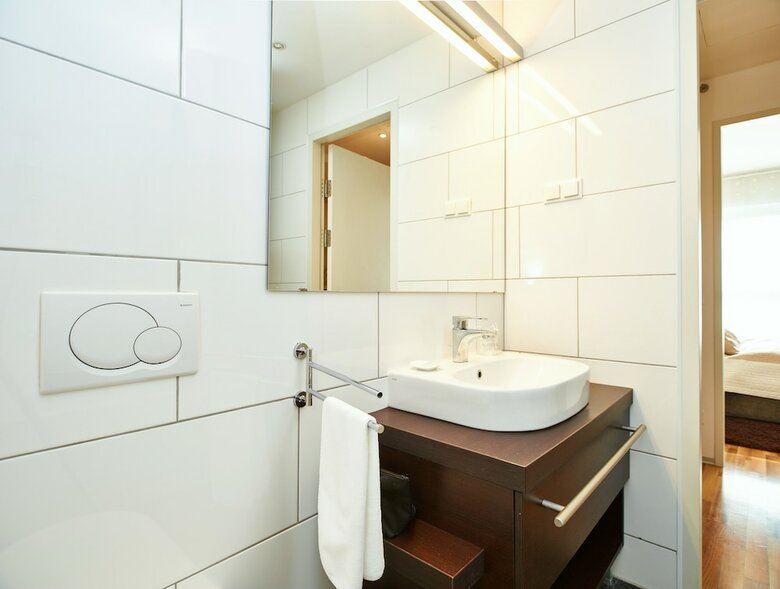 City Plaza Apartments By Irundo