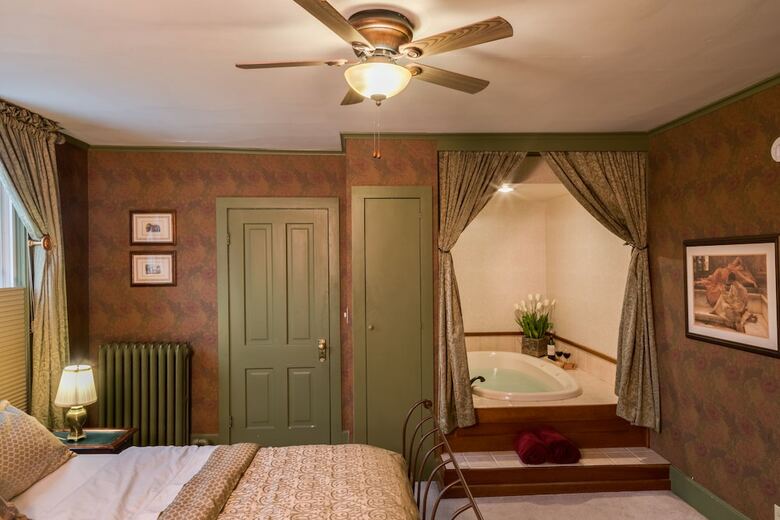 Bed & Breakfast Astor House