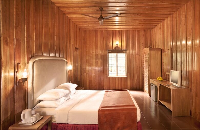 Hotel Thekkady - Woods N Spice