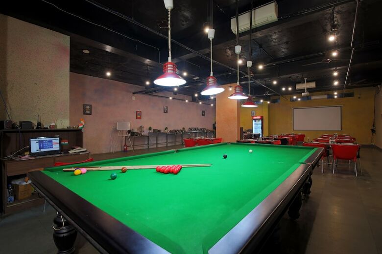 Hotel Atithi Suites
